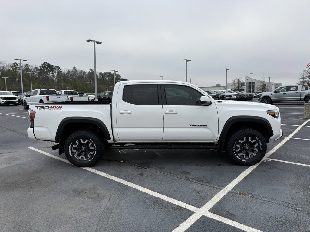 Used 2022 Toyota Tacoma TRD Off-Road image 6