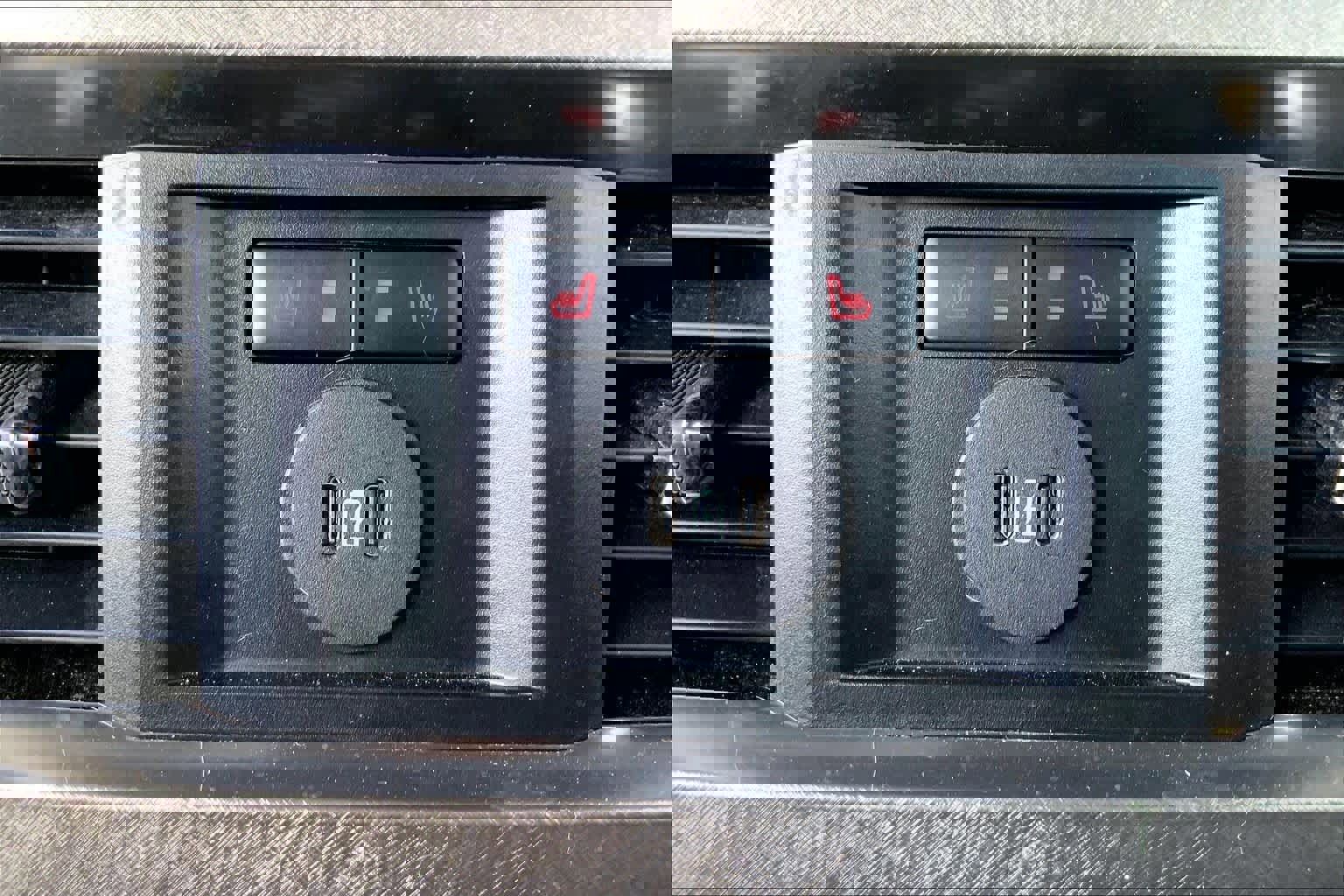 Certified 2025 Ford F450 King Ranch w/ FX4 Off-Road Package image 34