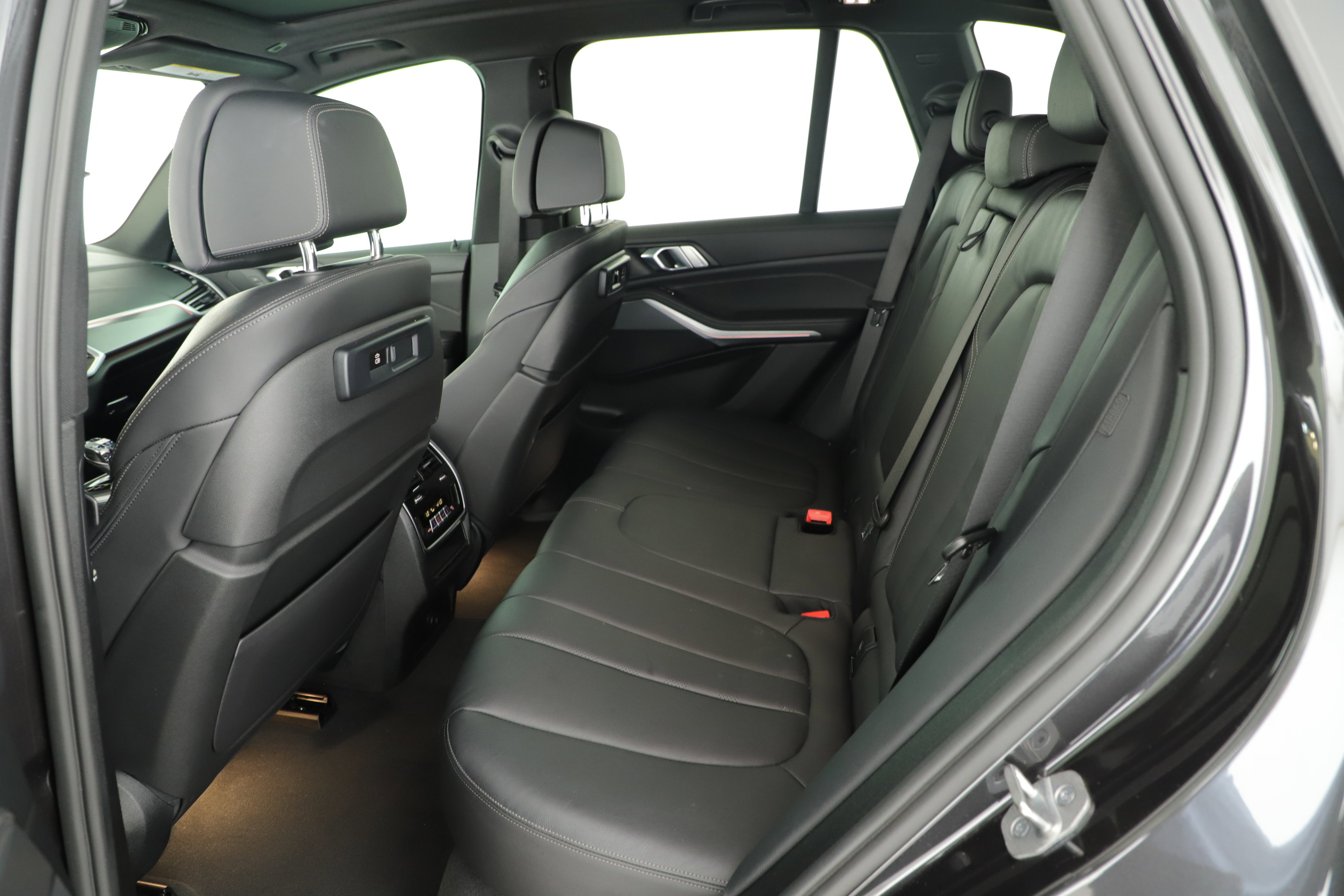 Used 2021 BMW X5 sDrive40i w/ Premium Package 2 RWD image 20