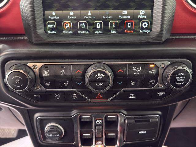 Used 2022 Jeep Gladiator Rubicon w/ Cold Weather Group AWD/4WD image 5