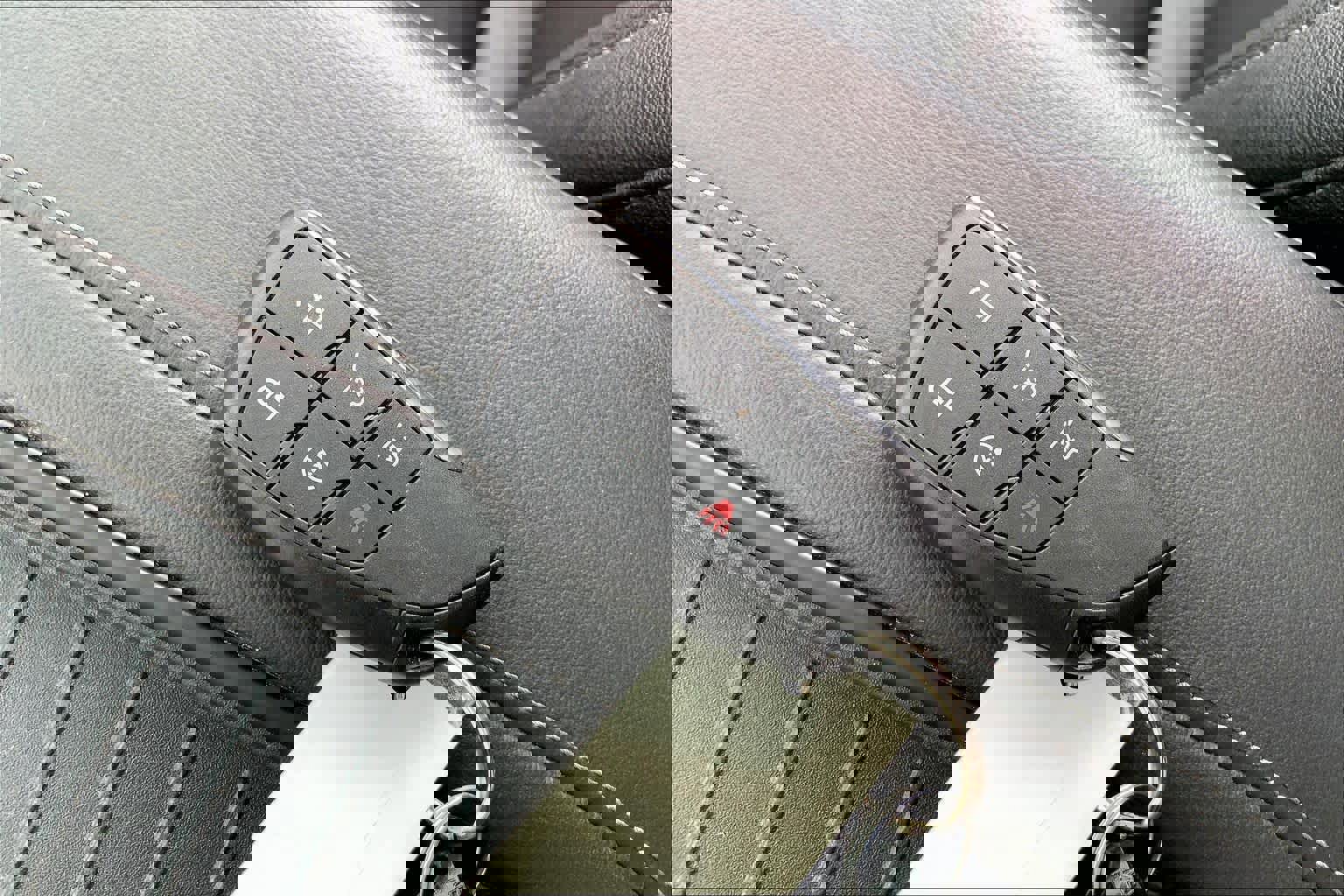 Used 2023 Chevrolet Tahoe Z71 w/ Luxury Package image 15