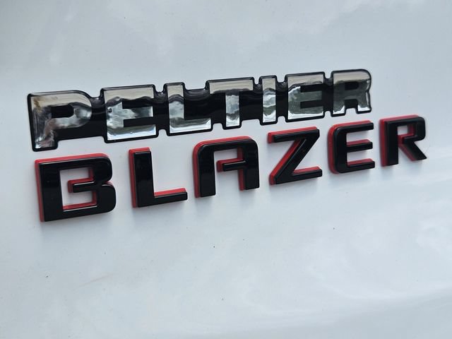 Used 2022 Chevrolet Blazer LT w/ Redline Edition FWD image 10