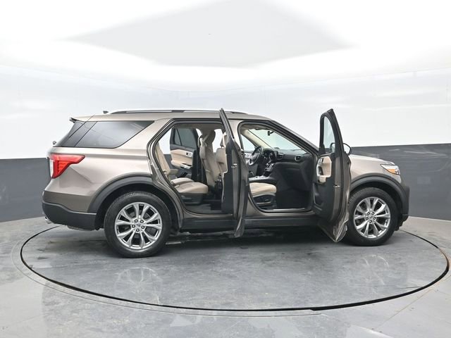 Certified 2021 Ford Explorer Limited AWD/4WD image 25