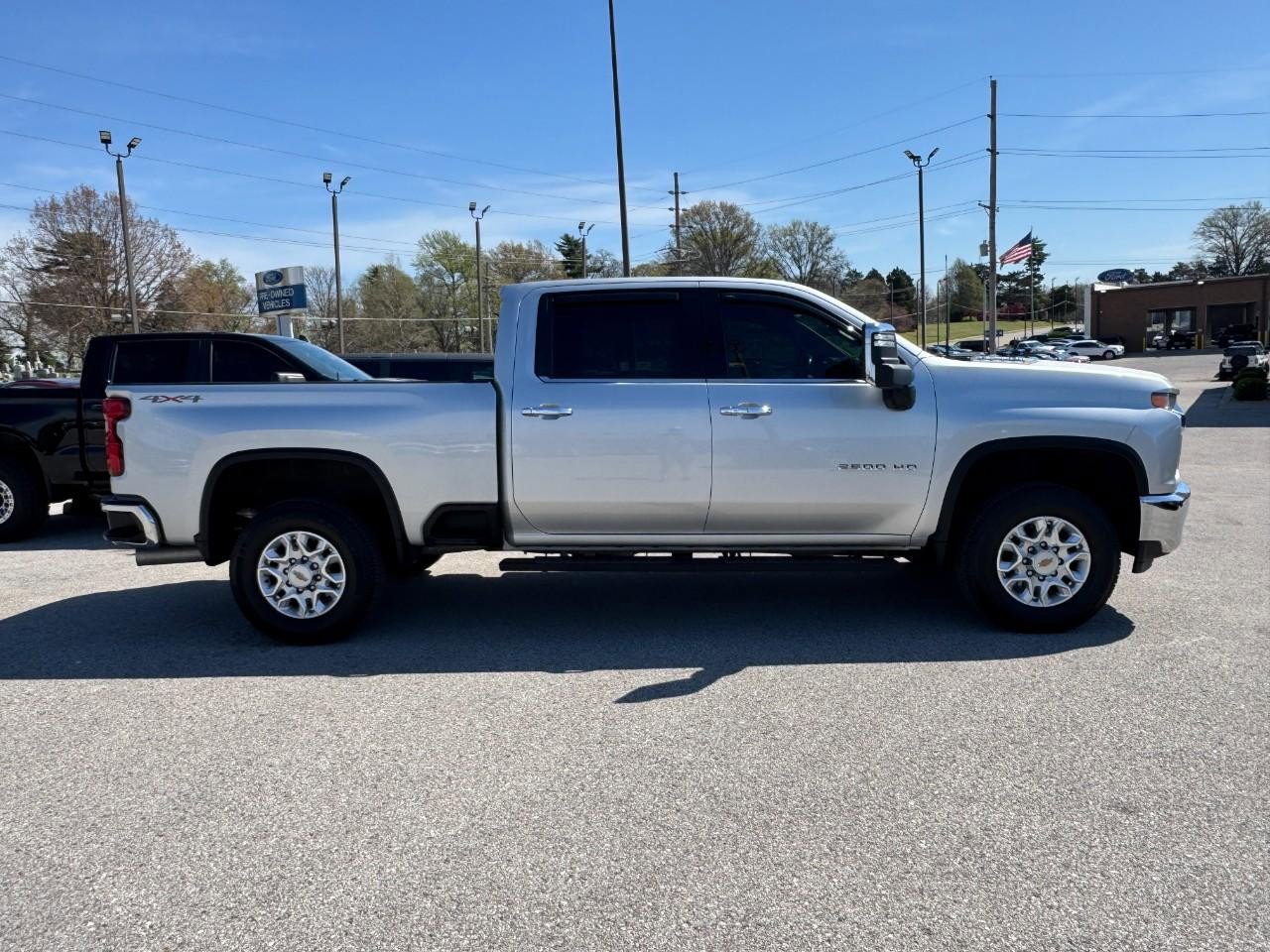 Used 2023 Chevrolet Silverado 2500 LTZ w/ Gooseneck/5TH Wheel Package image 2