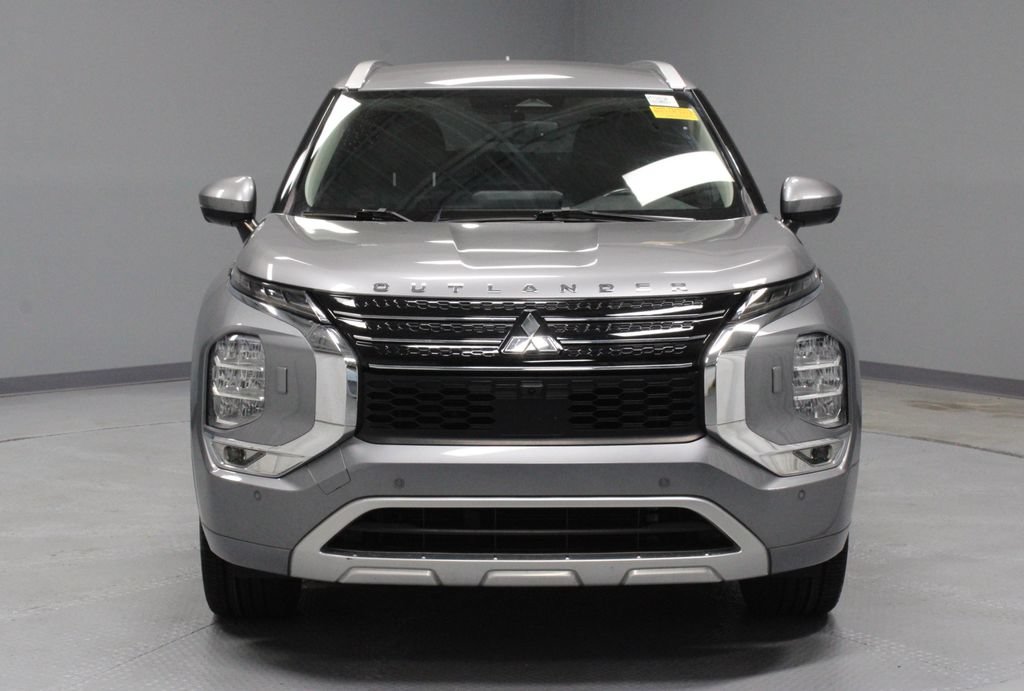 Used 2023 Mitsubishi Outlander SEL AWD/4WD image 5