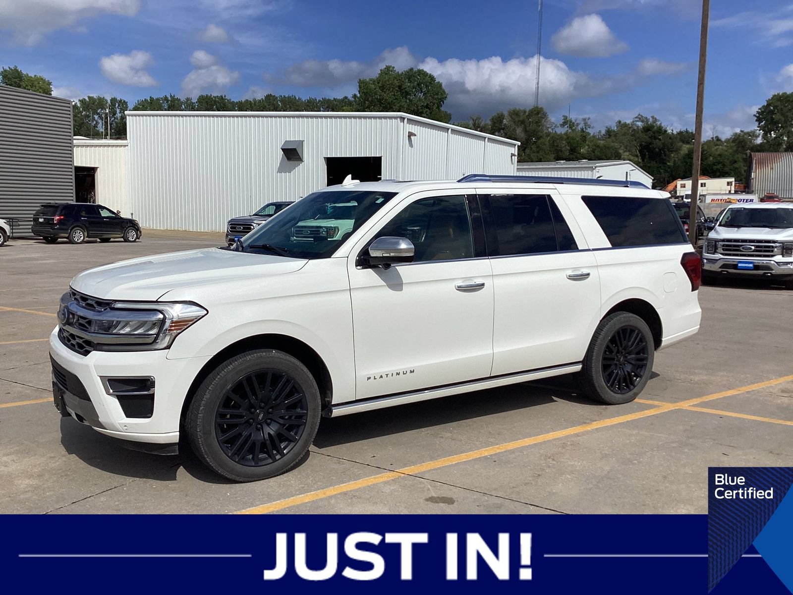 Certified 2022 Ford Expedition Max Platinum AWD/4WD image 1