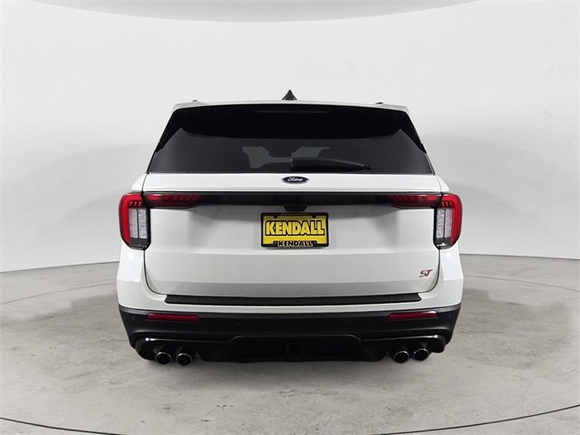 Certified 2025 Ford Explorer ST image 3