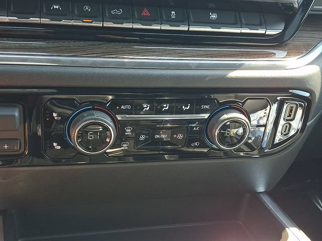 Used 2024 Chevrolet Silverado 1500 RST AWD/4WD image 15