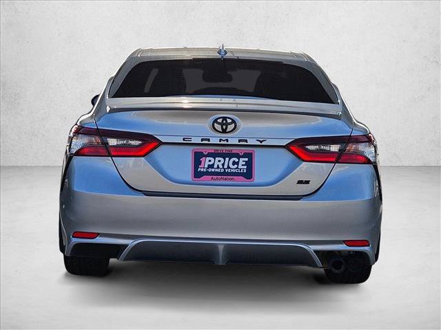 Used 2022 Toyota Camry SE w/ Convenience Package FWD image 6