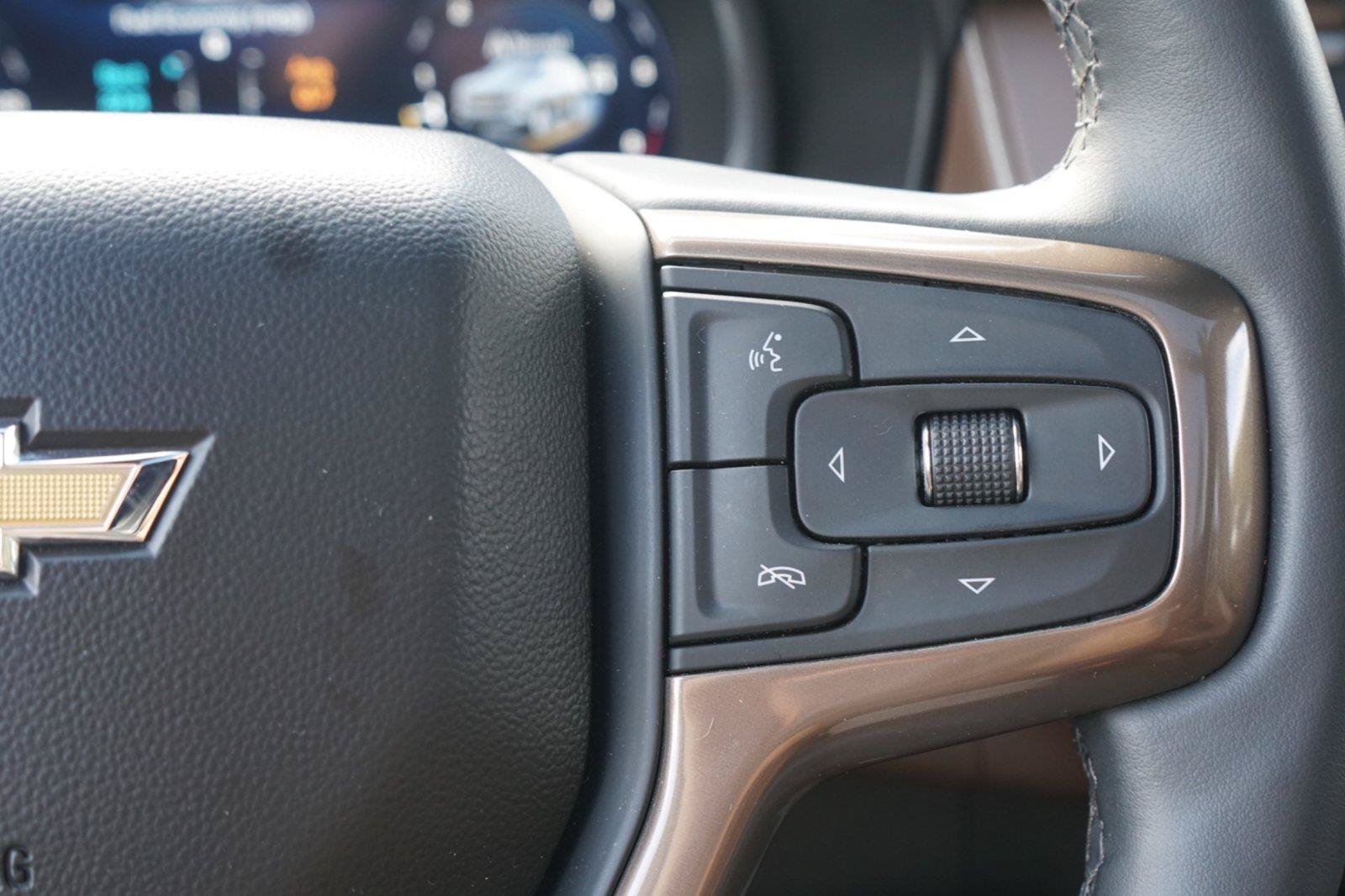 Used 2023 Chevrolet Tahoe High Country AWD/4WD image 16
