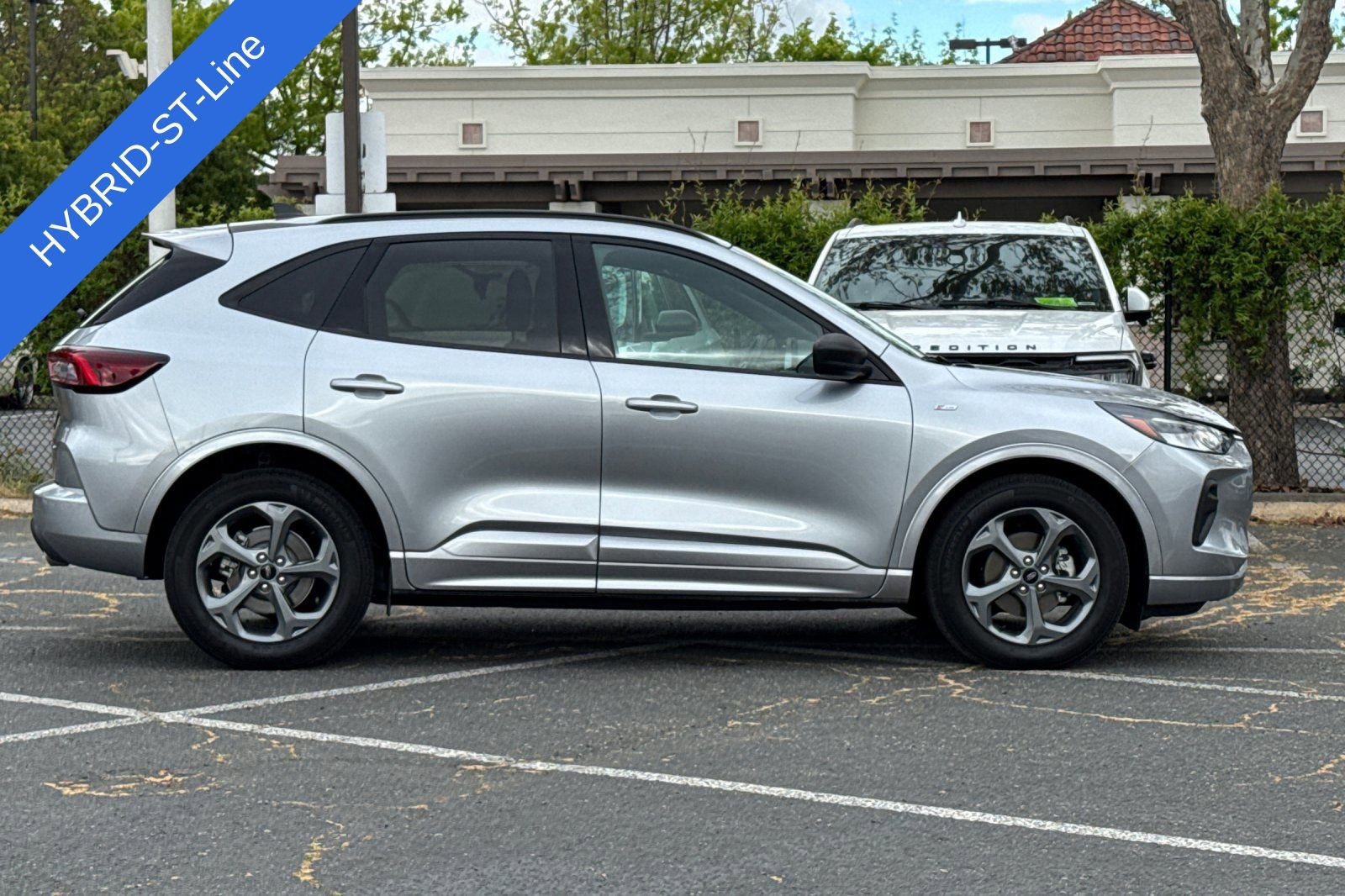 Certified 2023 Ford Escape ST-Line w/ Equipment Group 301A image 3