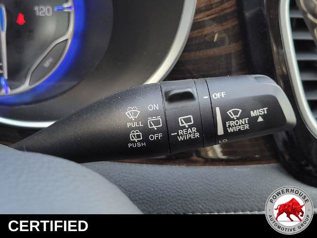 Used 2023 Chrysler Pacifica Limited FWD image 34