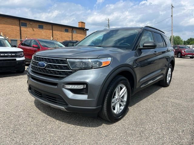 Certified 2023 Ford Explorer XLT w/ Equipment Group 202A AWD/4WD image 28