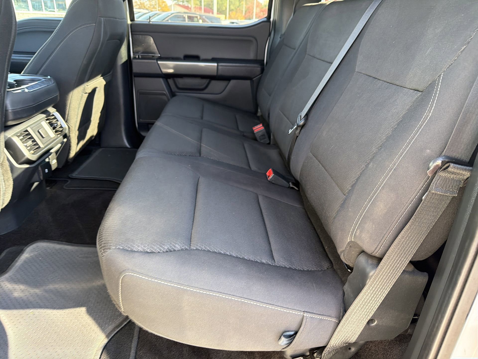 Certified 2022 Ford F150 XLT w/ Equipment Group 302A High image 27