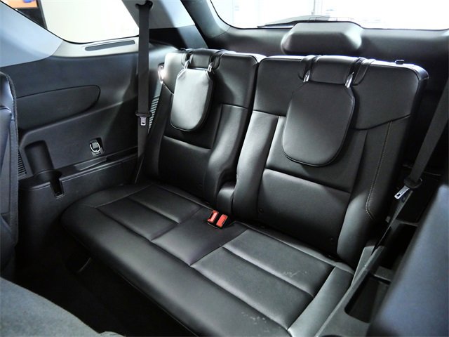 Certified 2021 Ford Explorer Limited w/ Hybrid Equipment Group 310A image 18