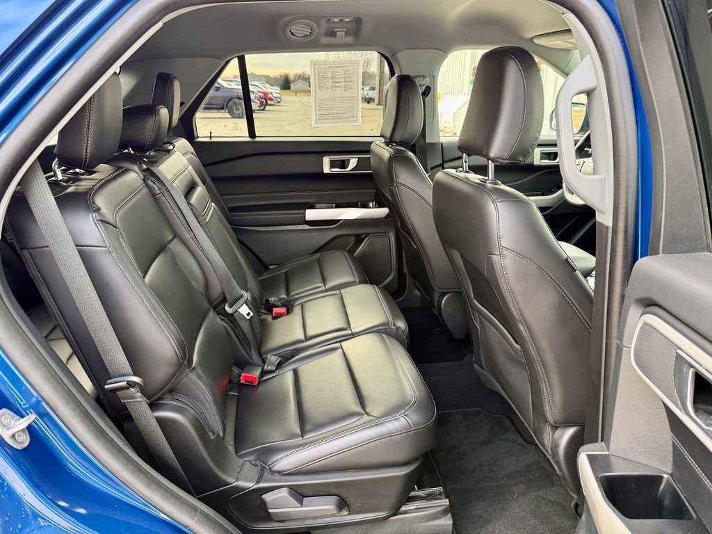 Certified 2023 Ford Explorer XLT w/ Equipment Group 202A image 21