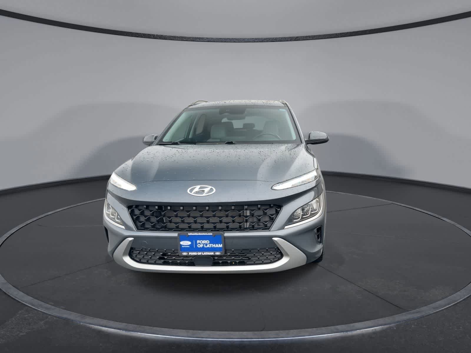 Used 2022 Hyundai Kona Limited w/ Cargo Package AWD/4WD image 9