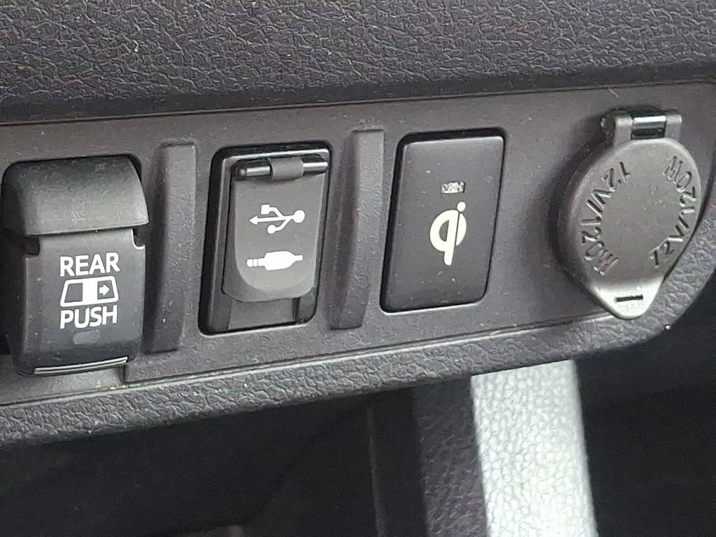 Used 2019 Toyota Tacoma TRD Off-Road AWD/4WD image 24
