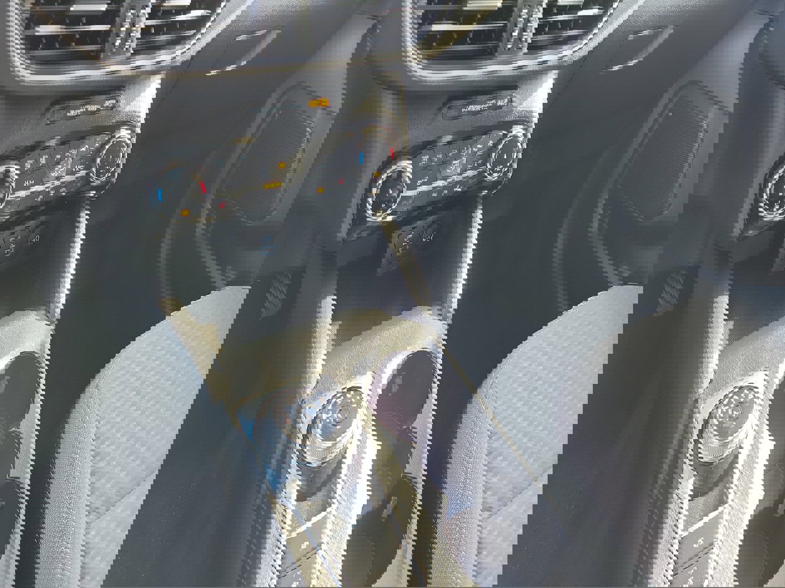 Certified 2022 Ford Escape SE w/ Convenience Package image 33