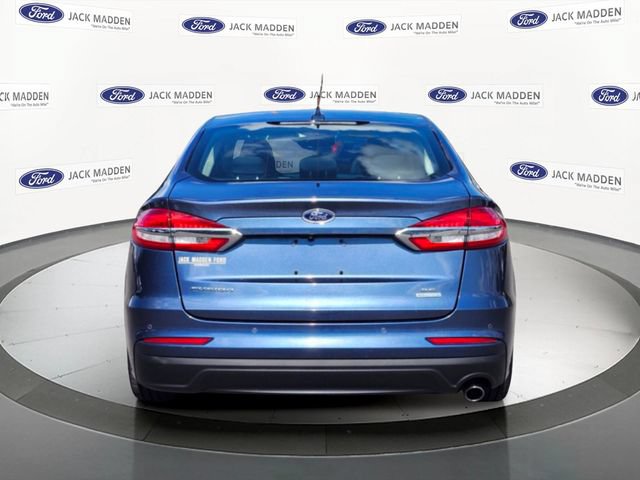 Certified 2019 Ford Fusion SE FWD image 4