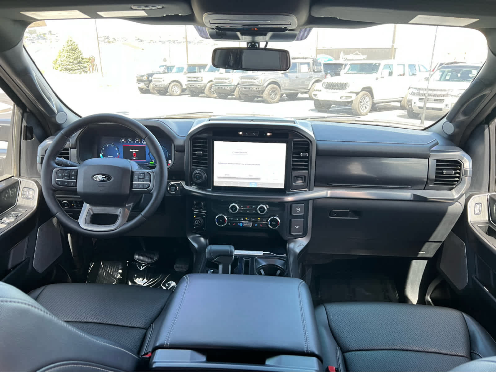 Certified 2025 Ford F150 Lariat w/ Equipment Group 501A Mid image 26