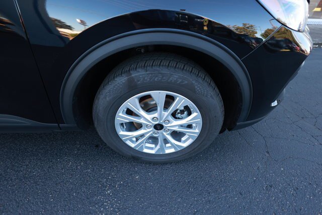 Certified 2023 Ford Escape Active w/ Tech Pack #1 AWD/4WD image 4