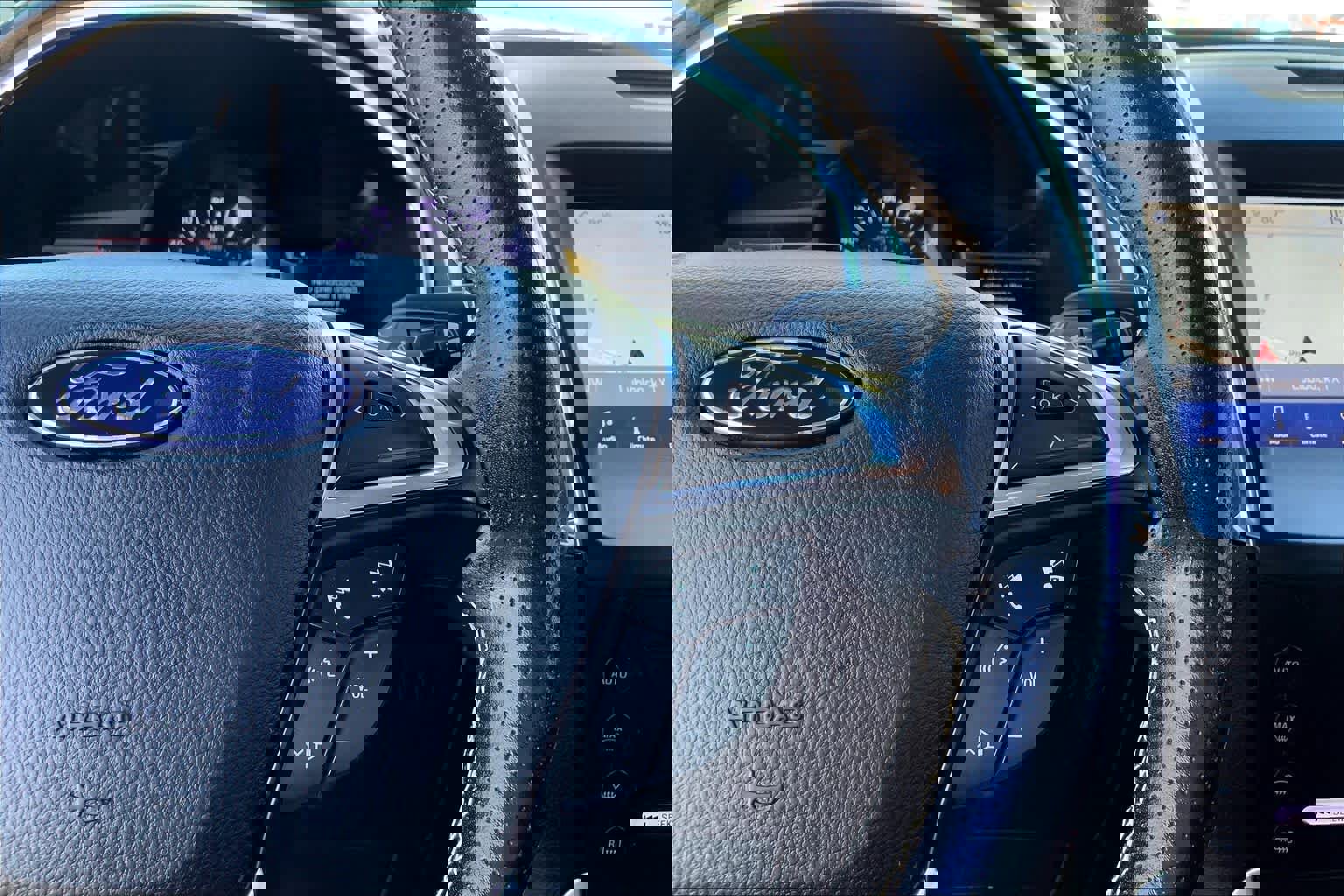 Certified 2020 Ford Edge ST w/ Cold Weather Package image 24