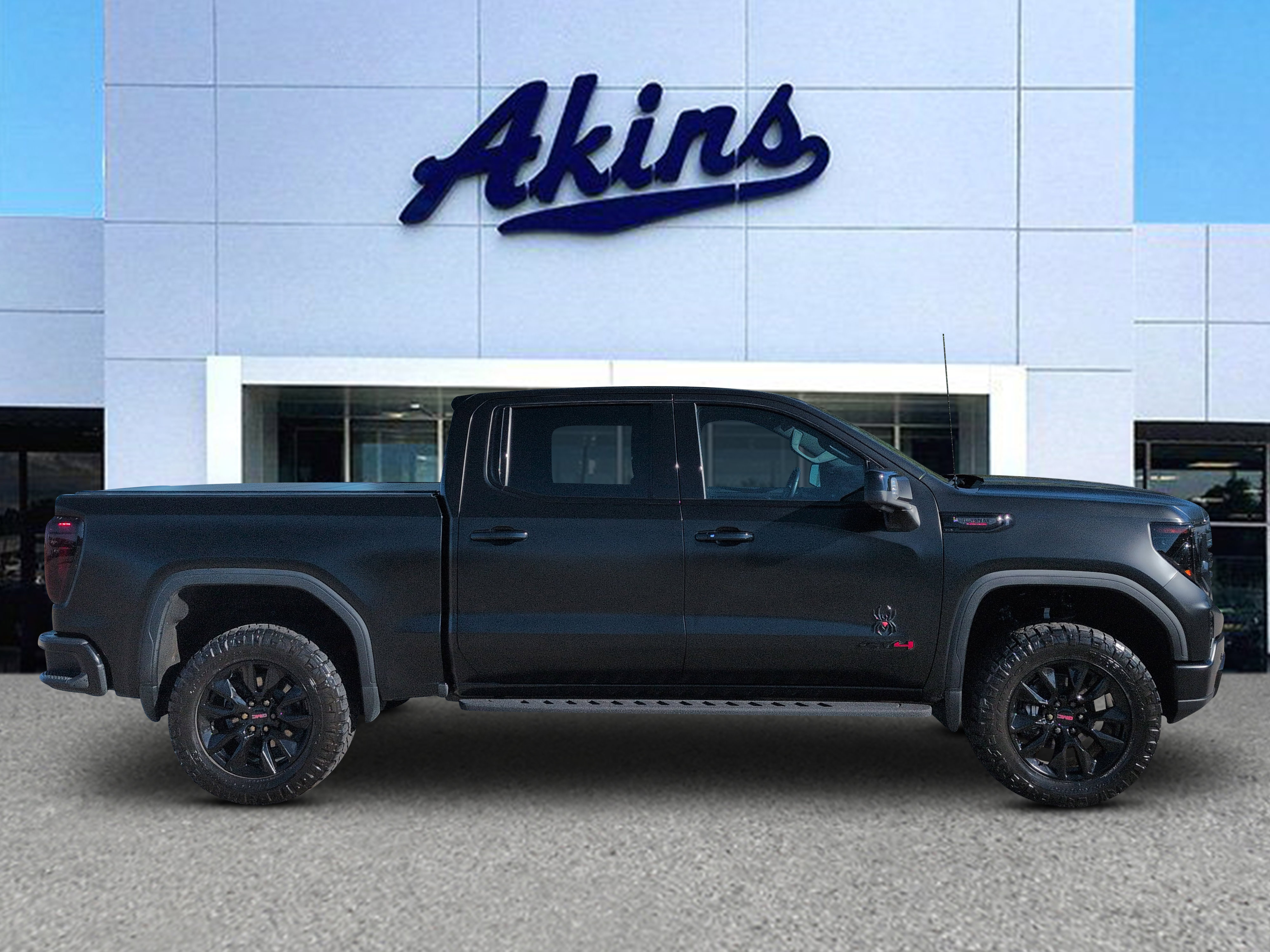 Used 2023 GMC Sierra 1500 AT4 w/ Technology Package AWD/4WD image 1