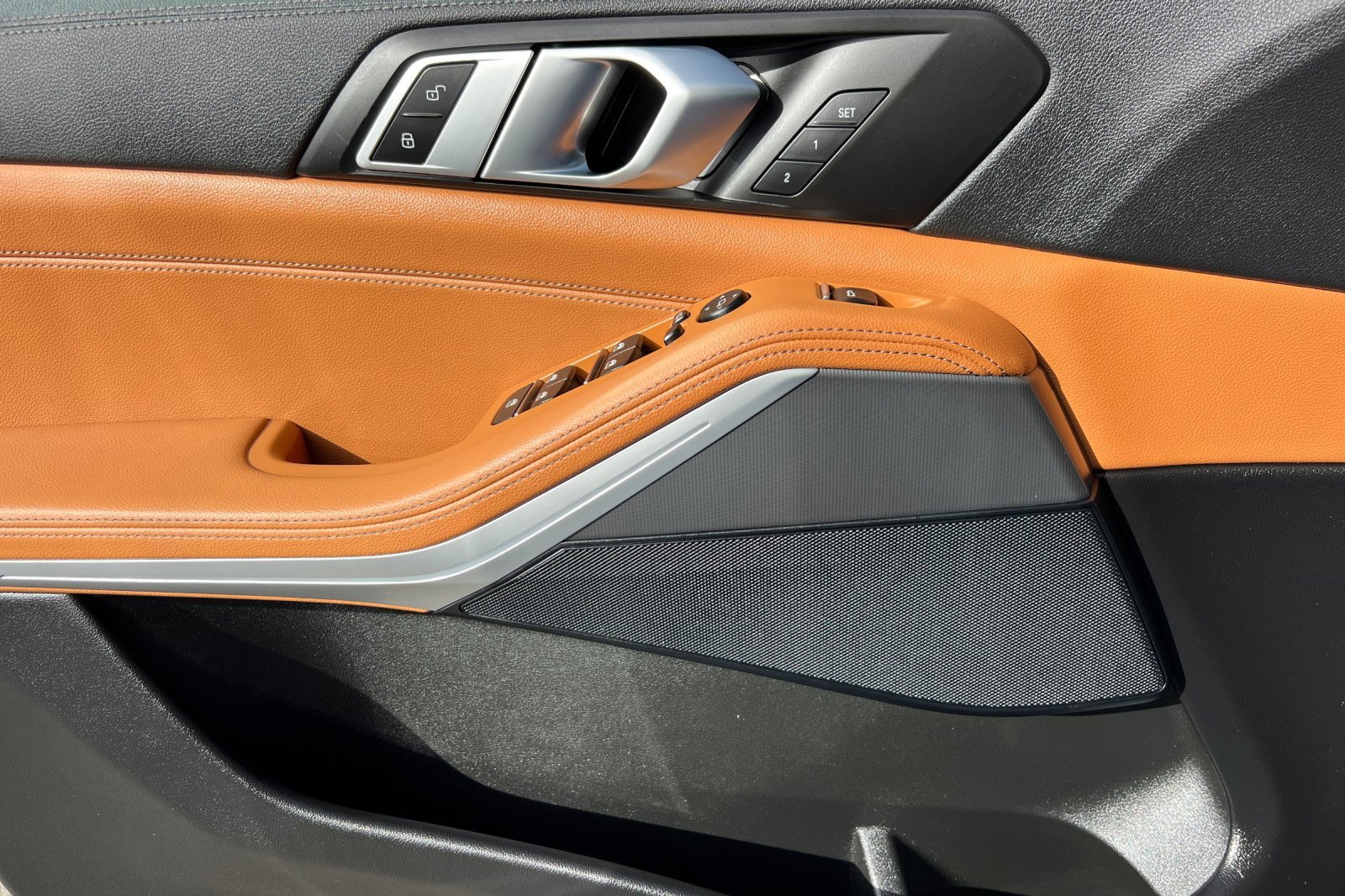 Used 2022 BMW X5 xDrive40i w/ Parking Assistance Package image 12