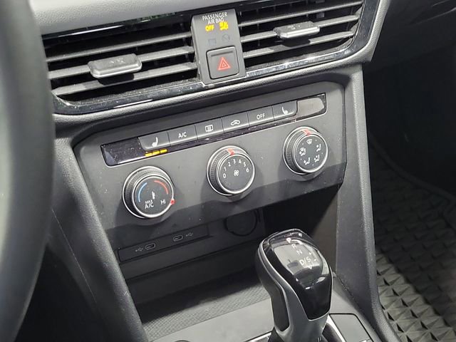 Used 2022 Volkswagen Taos SE image 19