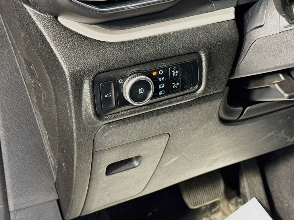 Certified 2023 Ford Explorer XLT w/ Equipment Group 202A AWD/4WD image 16