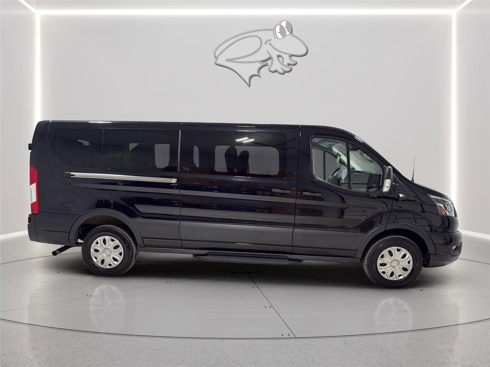 Certified 2023 Ford Transit 350 XLT RWD image 6
