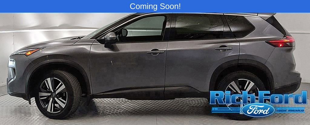 Used 2024 Nissan Rogue SL AWD/4WD image 5