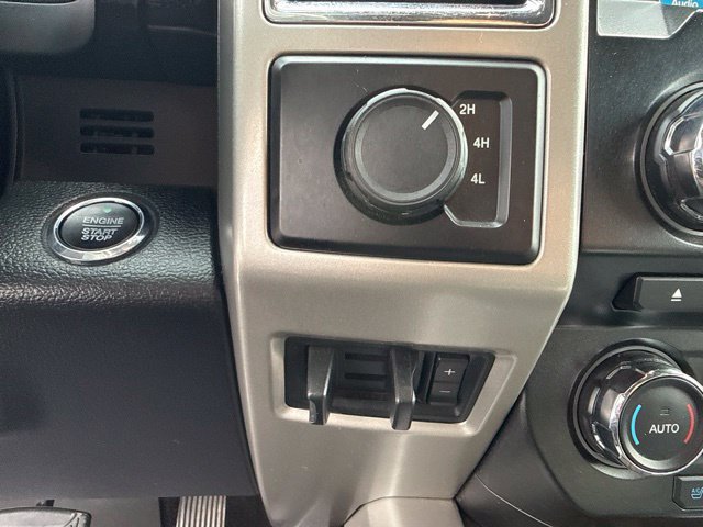 Certified 2017 Ford F350 Lariat w/ Lariat Ultimate Package AWD/4WD image 28