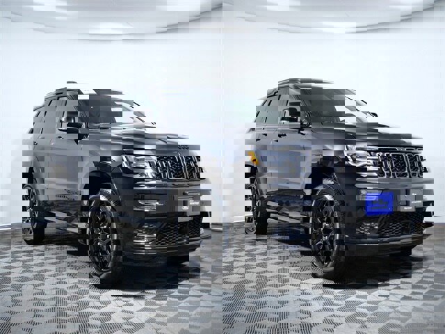 Used 2021 Jeep Grand Cherokee Limited X image 1