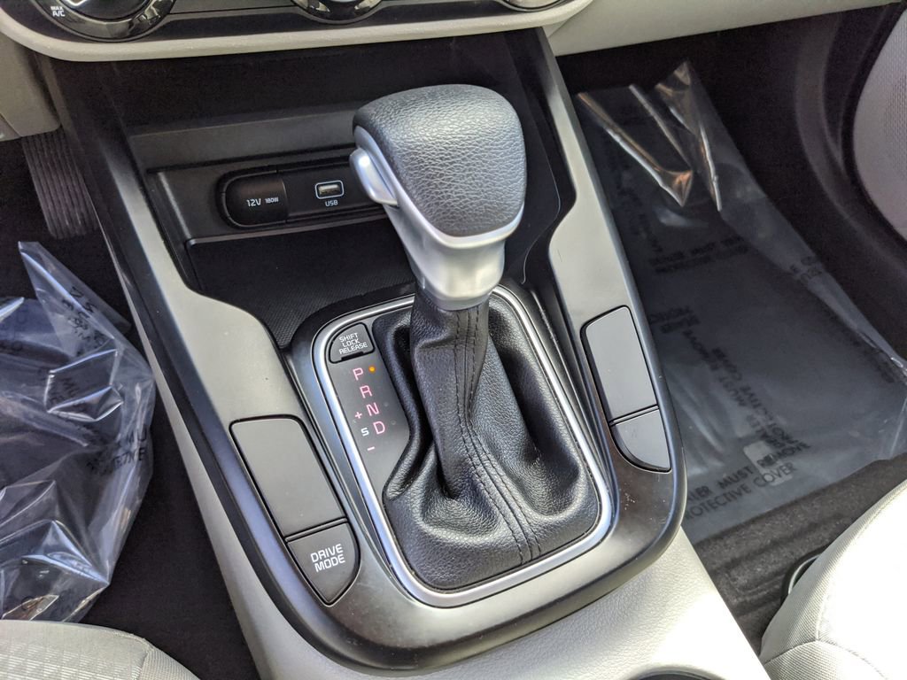 Used 2020 Kia Soul LX image 25