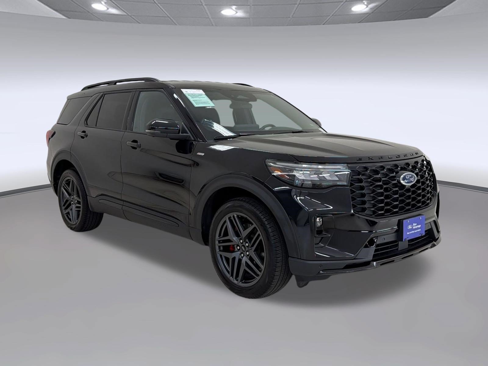 Certified 2025 Ford Explorer ST-Line w/ ST-Line Street Pack AWD/4WD image 7