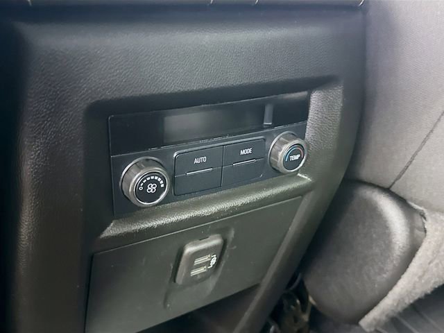 Used 2020 Chevrolet Traverse LT w/ LPO, Floor Liner Package image 25