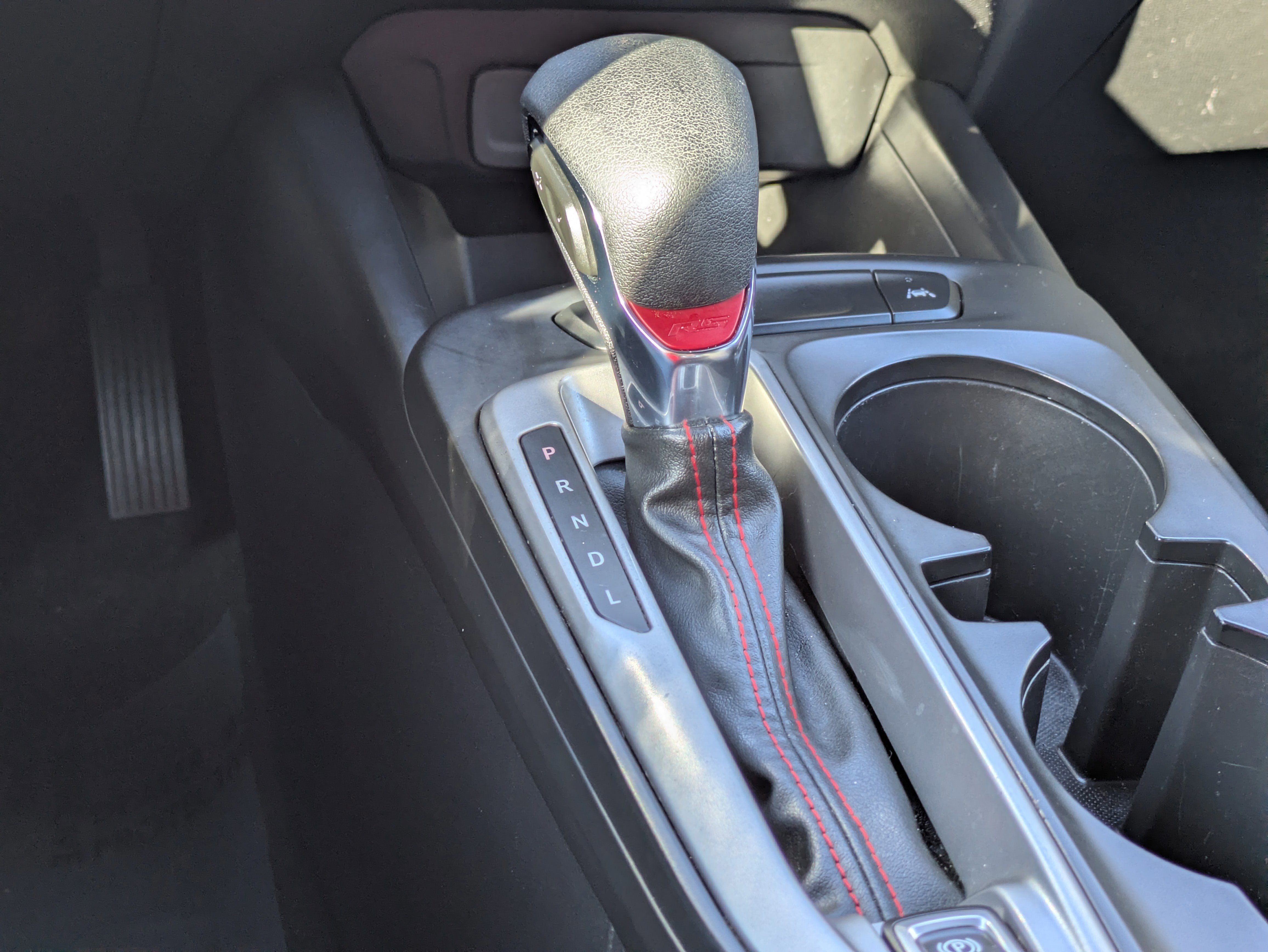 Used 2024 Chevrolet Trax RS w/ Driver Confidence Package image 32