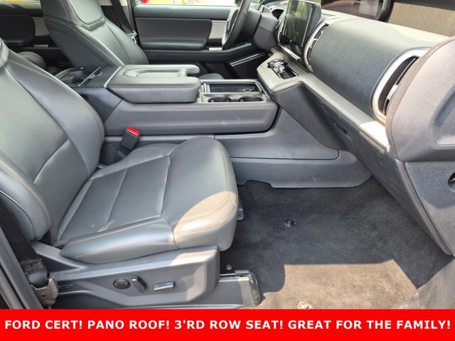 Certified 2025 Ford Expedition Active AWD/4WD image 24