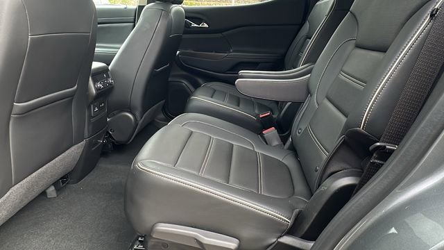 Used 2023 GMC Acadia Denali w/ Denali Technology Package image 21