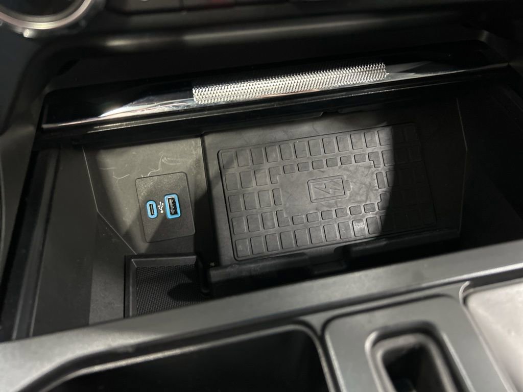 Certified 2022 Ford F150 Lariat w/ Equipment Group 502A High image 26