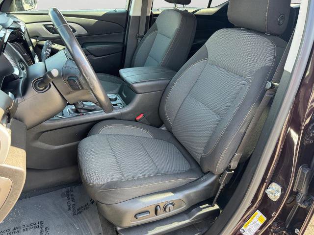 Used 2021 Chevrolet Traverse LT image 14