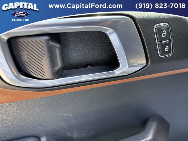 Certified 2024 Ford Bronco Outer Banks w/ Sasquatch Package AWD/4WD image 21