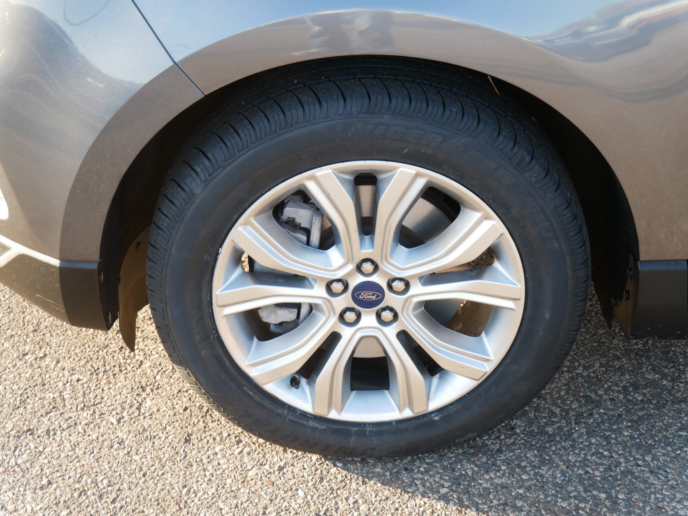 Certified 2021 Ford Edge Titanium w/ Cargo Accessory Package image 15