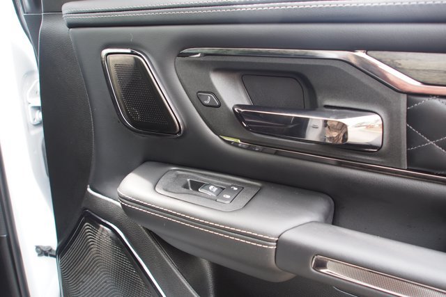 Used 2025 RAM 1500 Limited AWD/4WD image 15