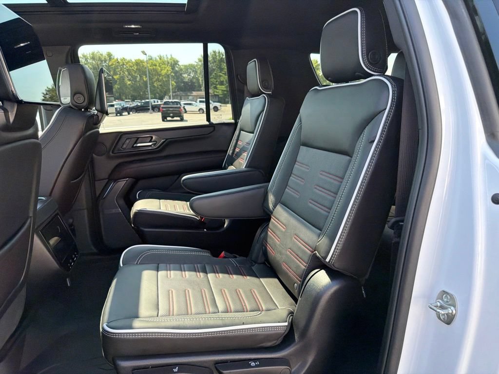Used 2026 GMC Yukon XL AT4 Ultimate w/ LPO, Floor Liner Package AWD/4WD image 14
