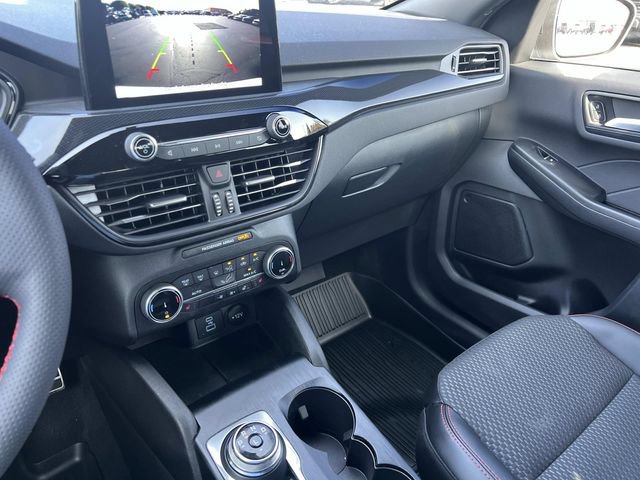 Certified 2023 Ford Escape ST-Line AWD/4WD image 30