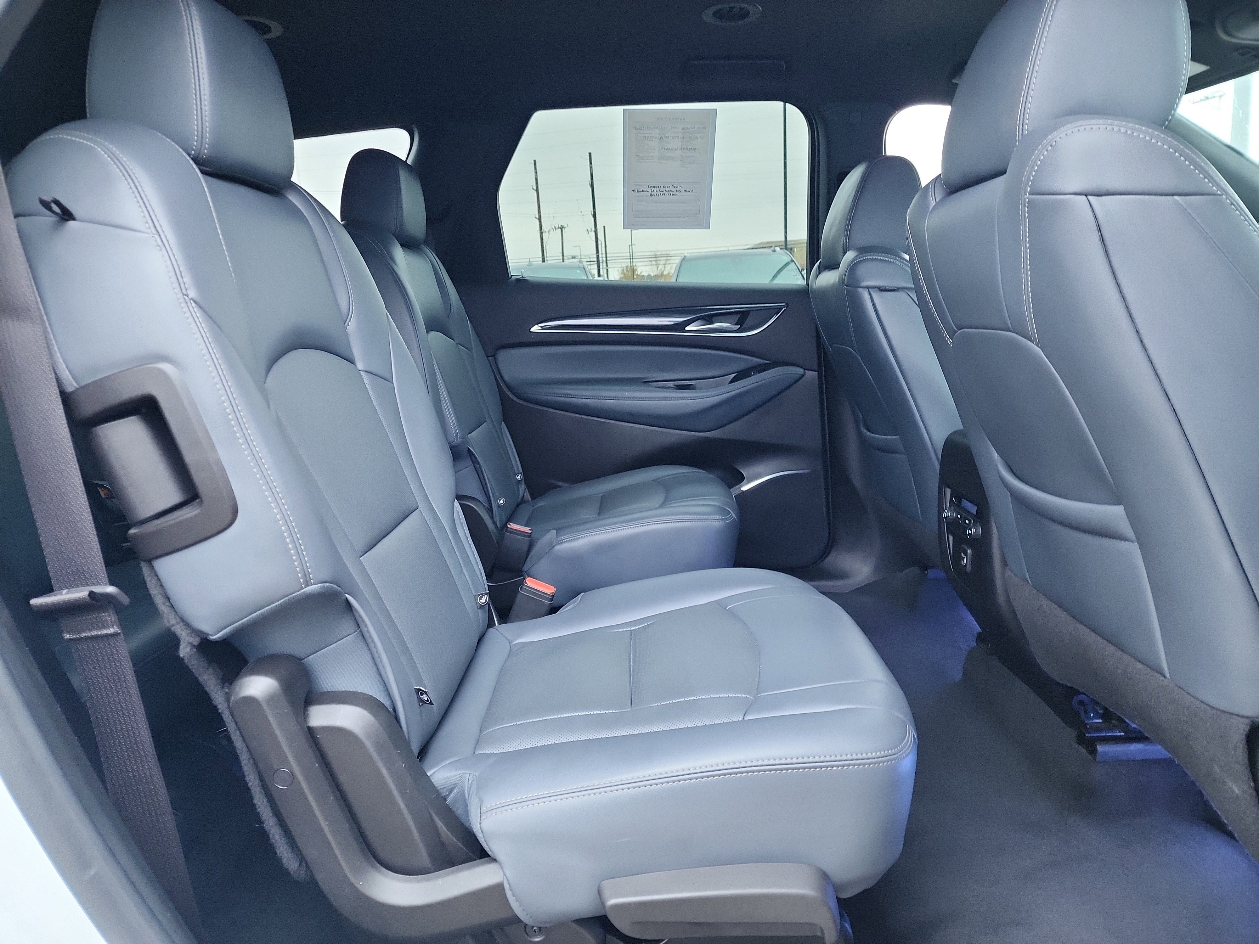 Used 2023 Buick Enclave Essence image 16