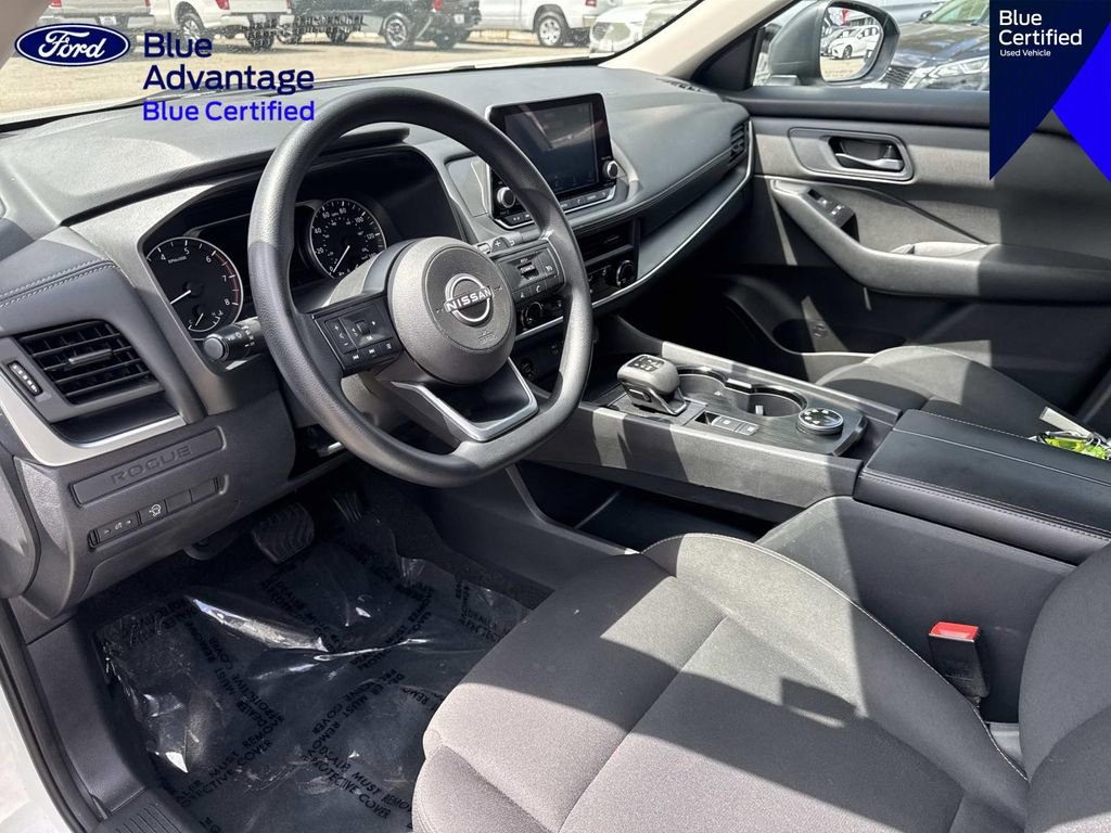 Used 2024 Nissan Rogue S AWD/4WD image 17